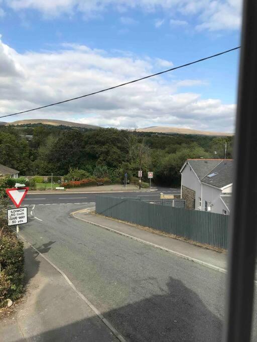 Cosy Cottage In Garnant エクステリア 写真